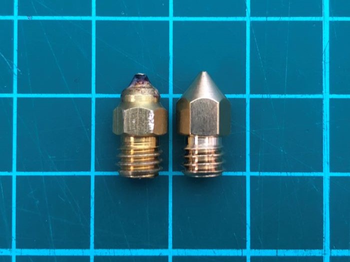 ノズル先端の摩耗具合の比較画像①