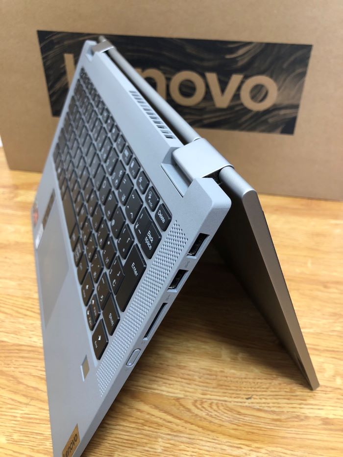 Lenovo IdeaPad Flex 550 14型の写真⑥